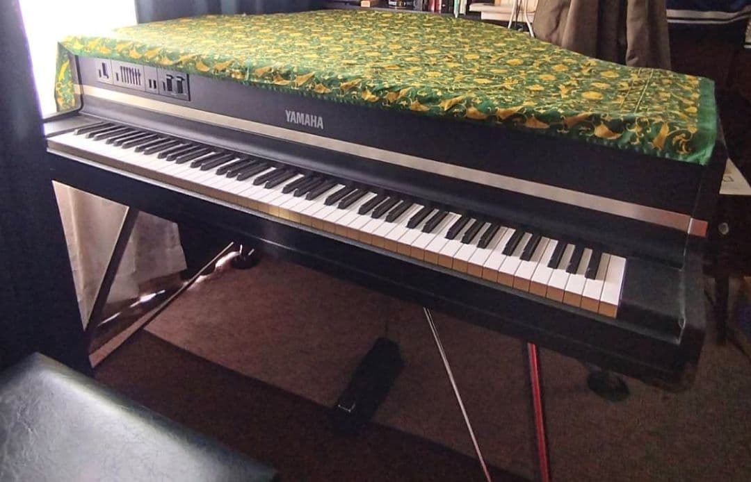 ヤマハ CP80D エレクトリックグランド ピアノ