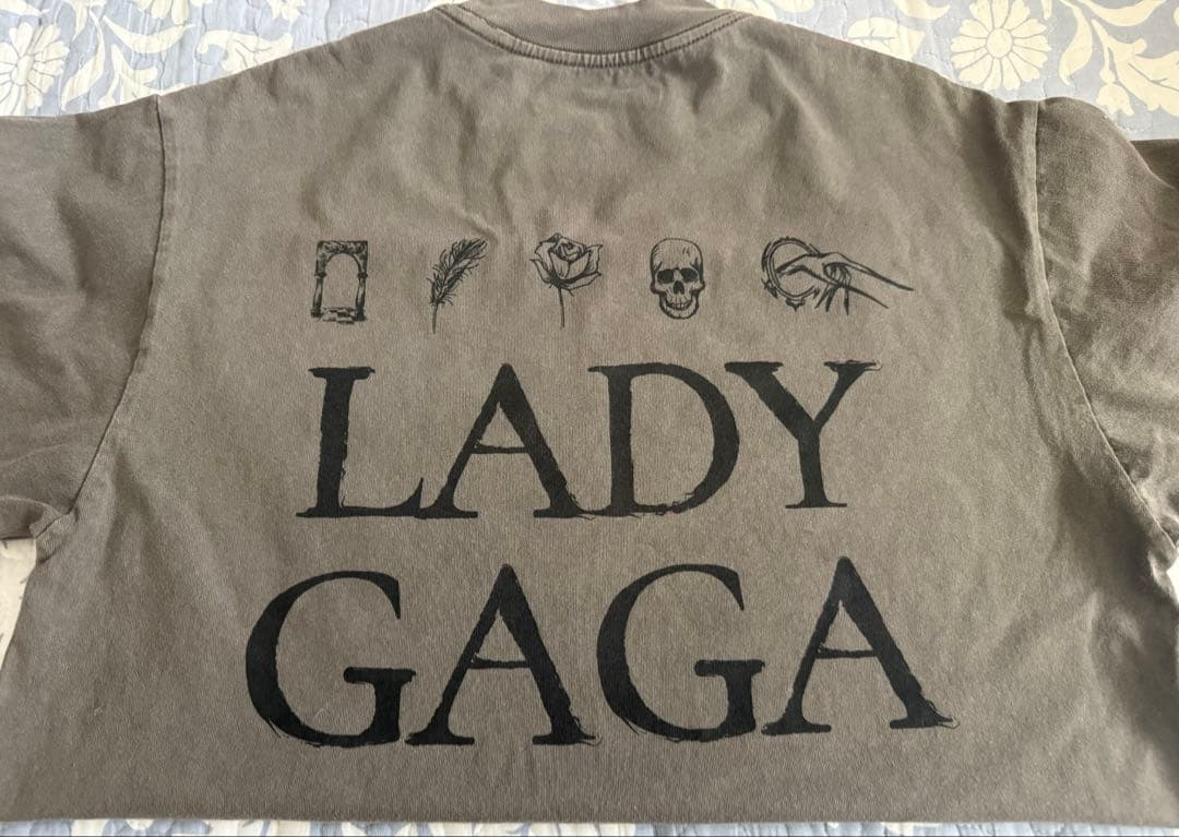 レディーガガ　Tシャツ