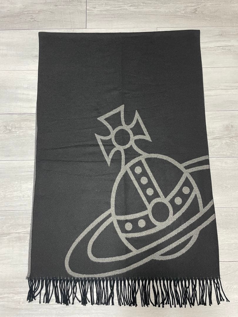 【最大値下げ】未使用　ヴィヴィアンデザインマフラー　ブラック　リバーシブル