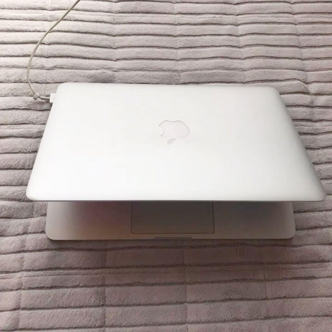 化粧箱付き　MacBook Pro 13インチ　core i7 512GB