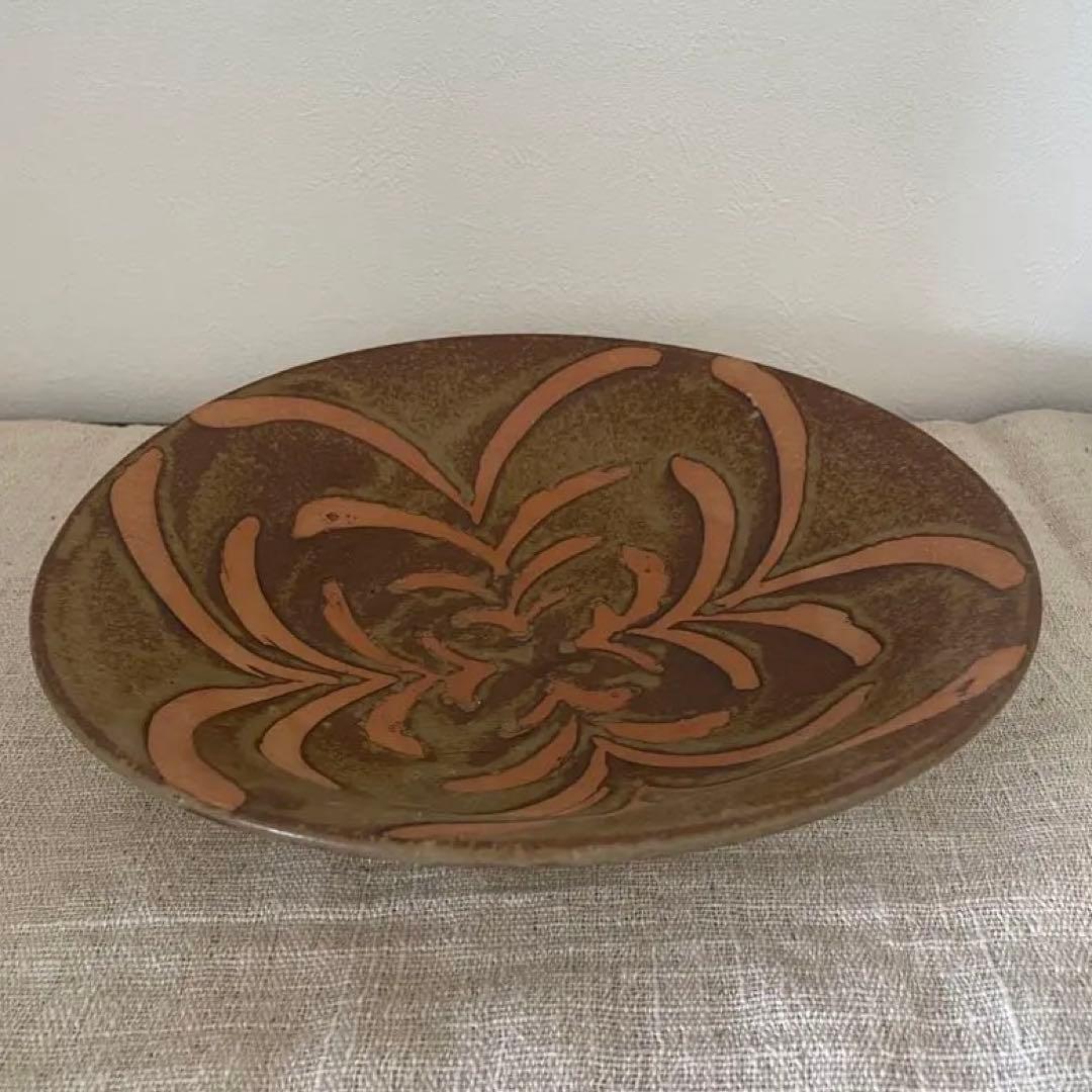 沖縄　大嶺實清　1990年代作品　花紋蝋抜き皿