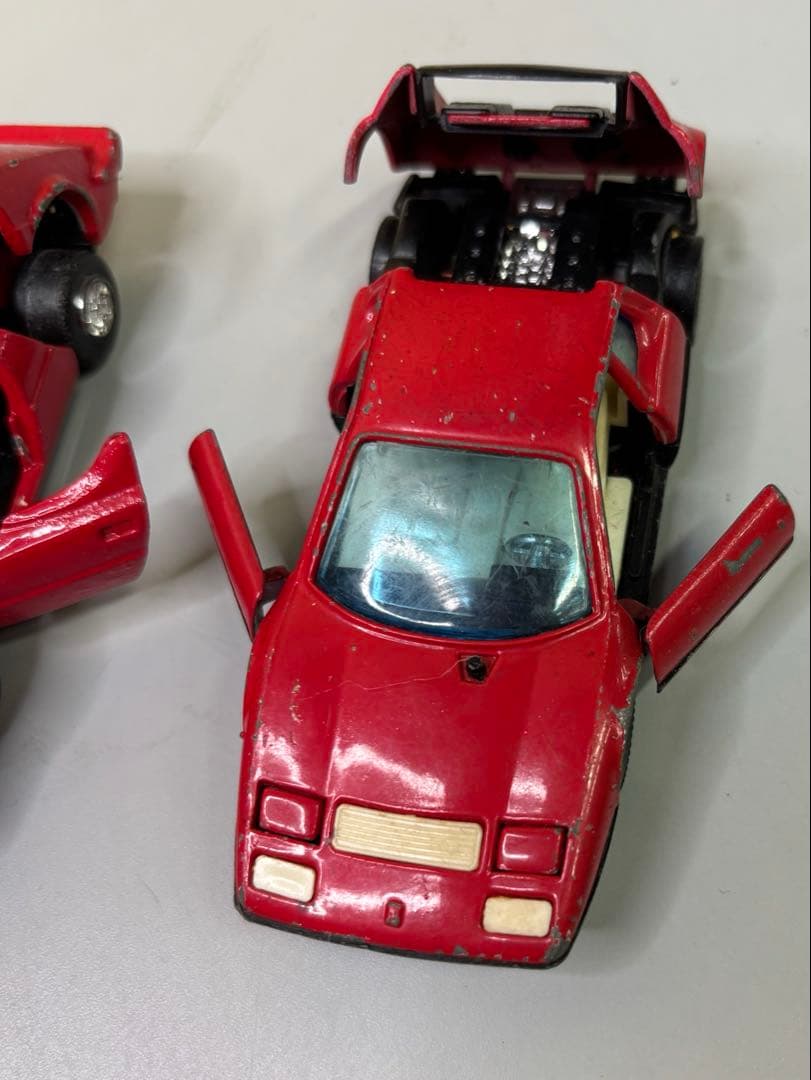 フェラーリ　ランボルギーニ　ミニカーセット（イエロー・ホワイト・レッド）☆レア☆