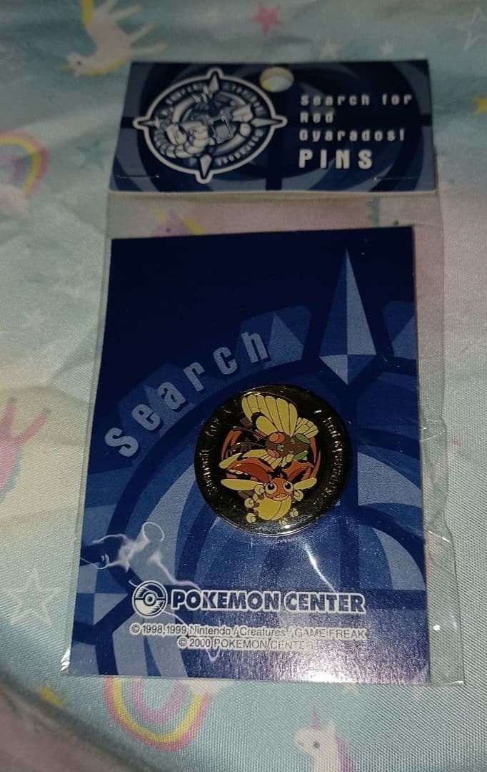 ポケモンセンター　ピンズ　バタフリー　レディバ