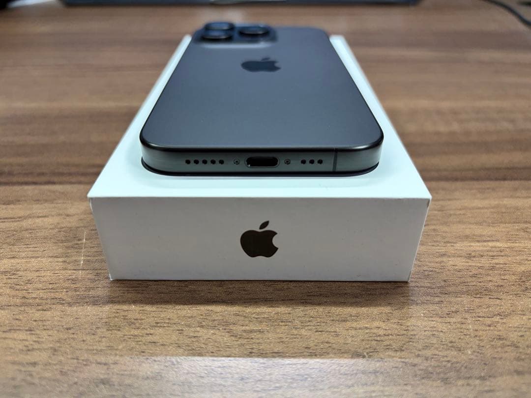 iPhone 15 Pro 128GB SIMフリー　ブラック