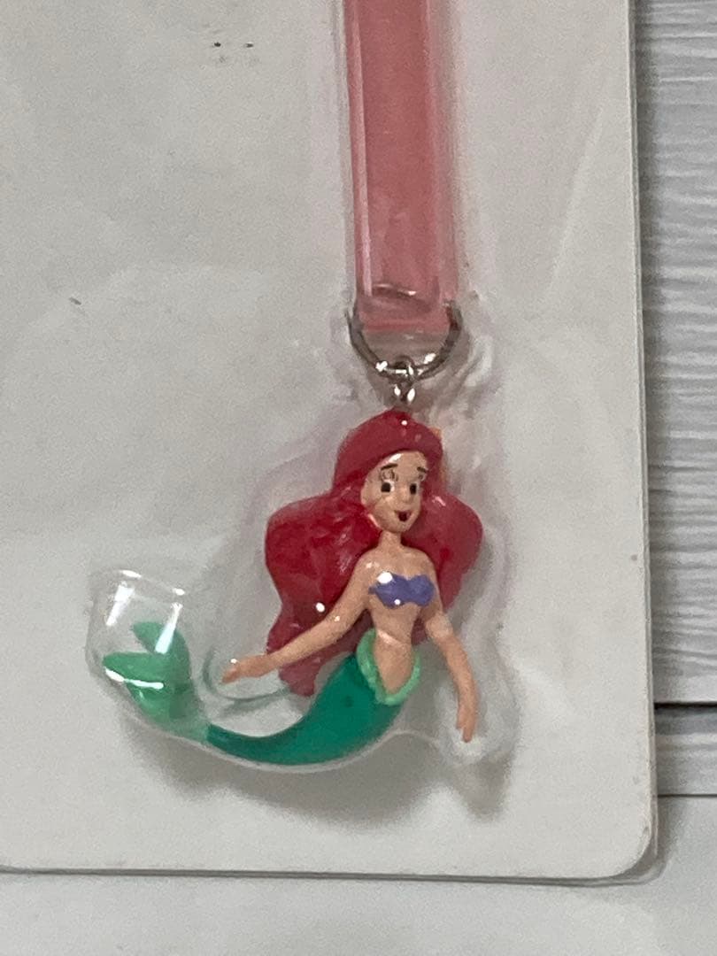 リトルマーメイド　アリエル　ストラップ　ディズニー　めじるしアクセサリー