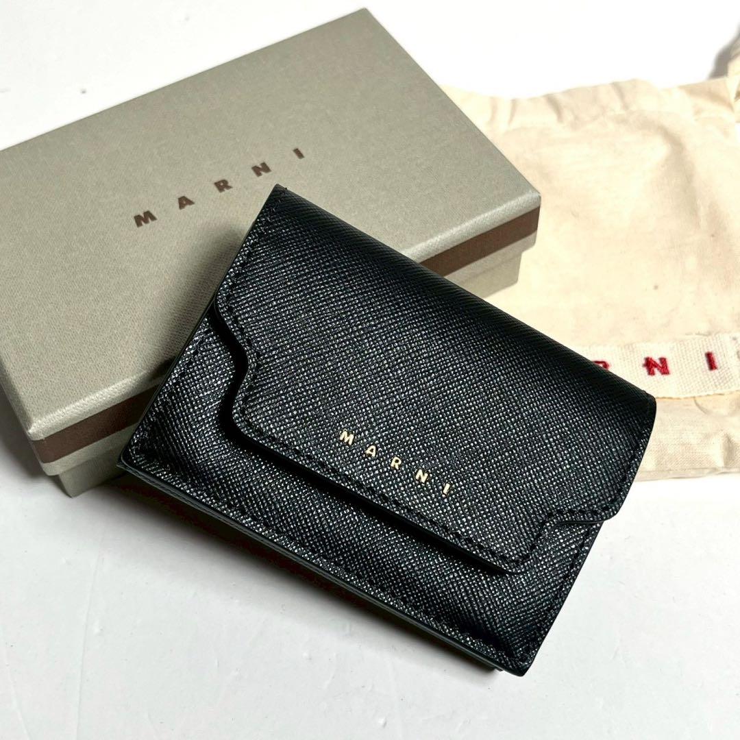【極美品・付属品完備✨】マルニ ミニウォレット 三つ折り レザー トランク 黒
