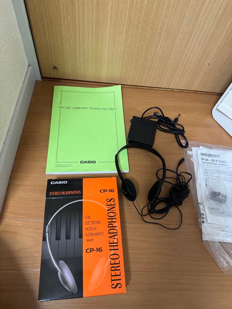 CASIO カシオ　電子ピアノ　88鍵盤　PX-S1100 2023年製
