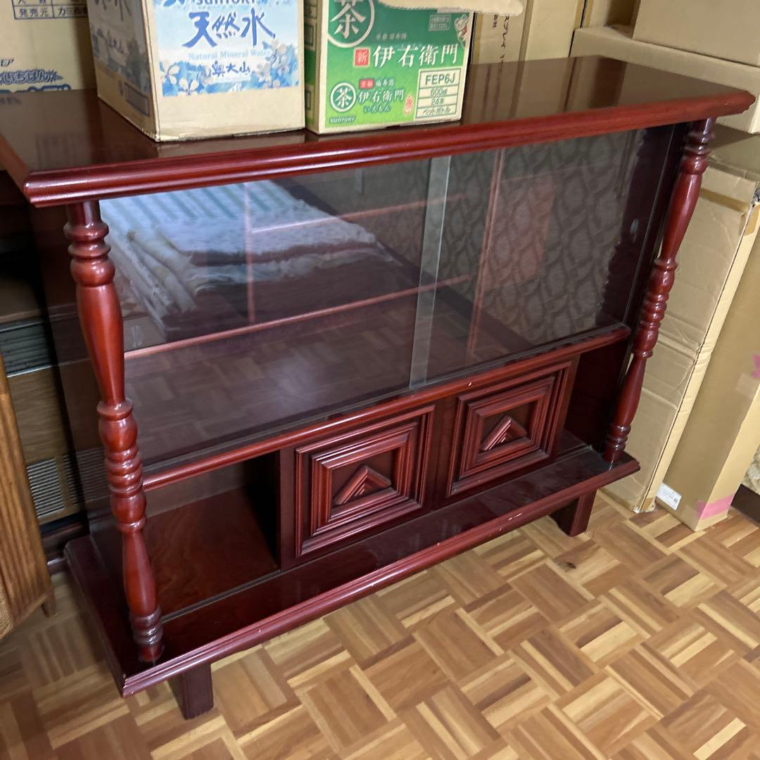 木製ガラス扉キャビネット 引き出し付き