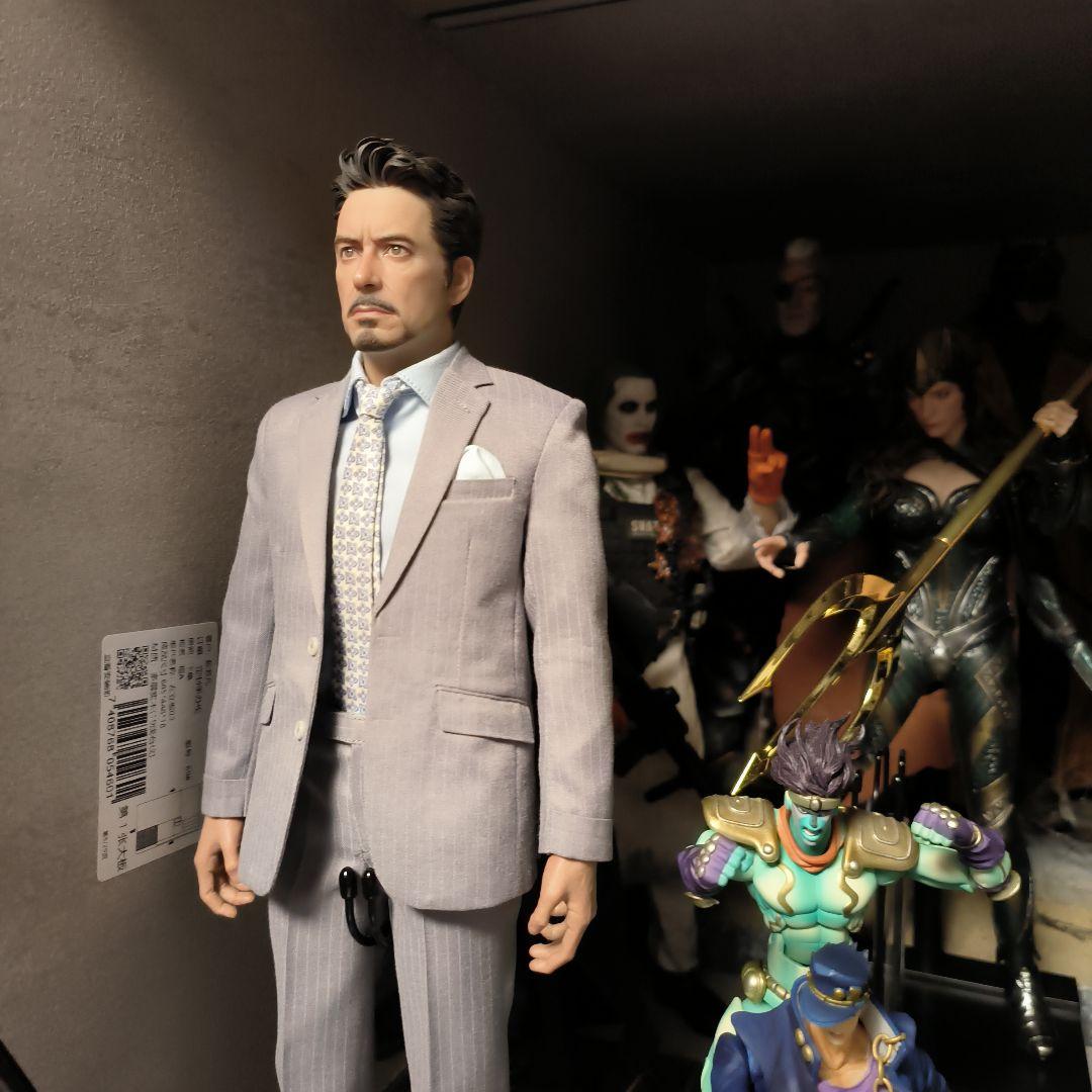 トニー・スターク フィギュア スーツ姿 モナコ