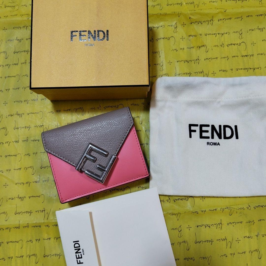 【美品】FENDI 三つ折り財布 FFダイヤモンド ピンク