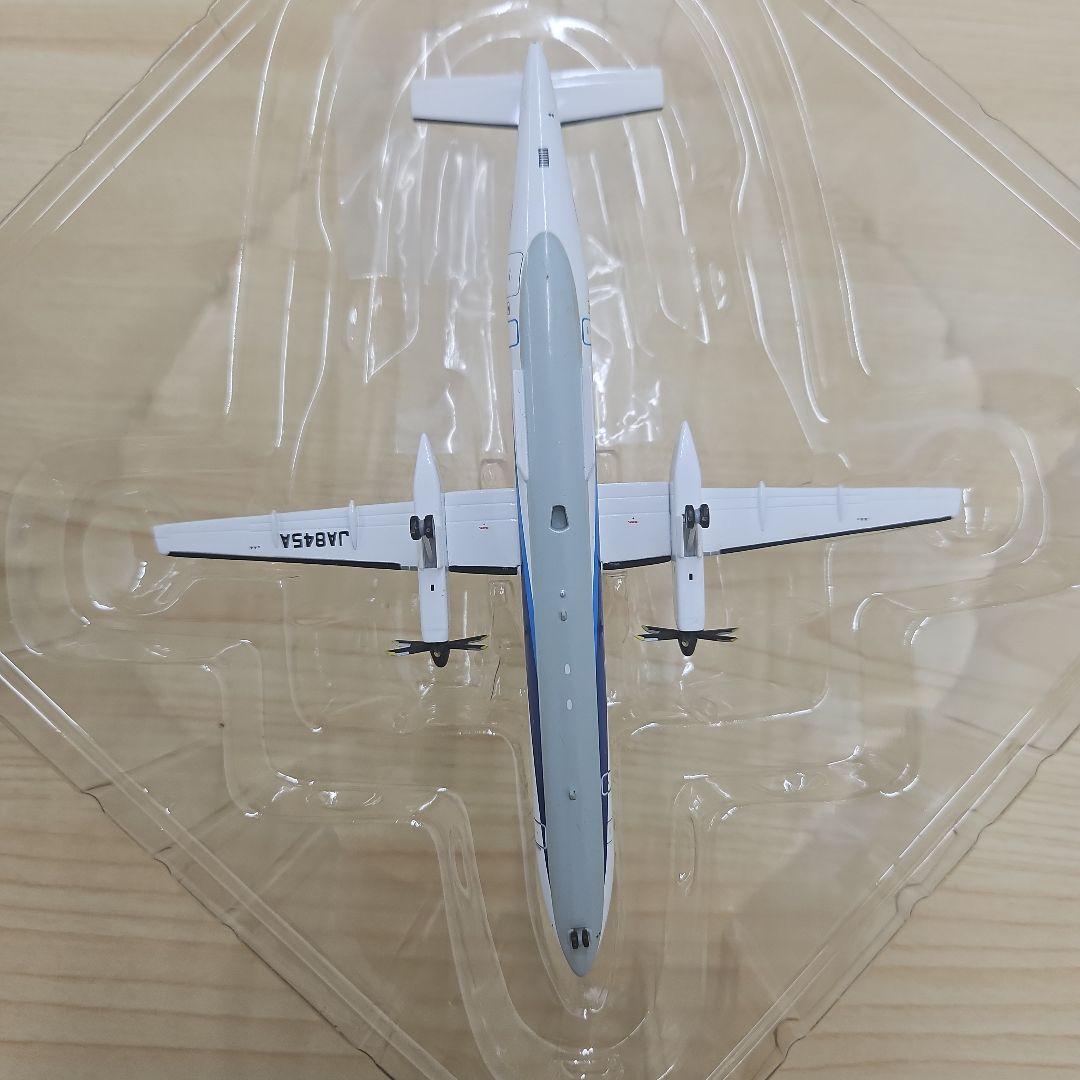 全日空商事 1/200 ANA DHC-8-400 DH28008