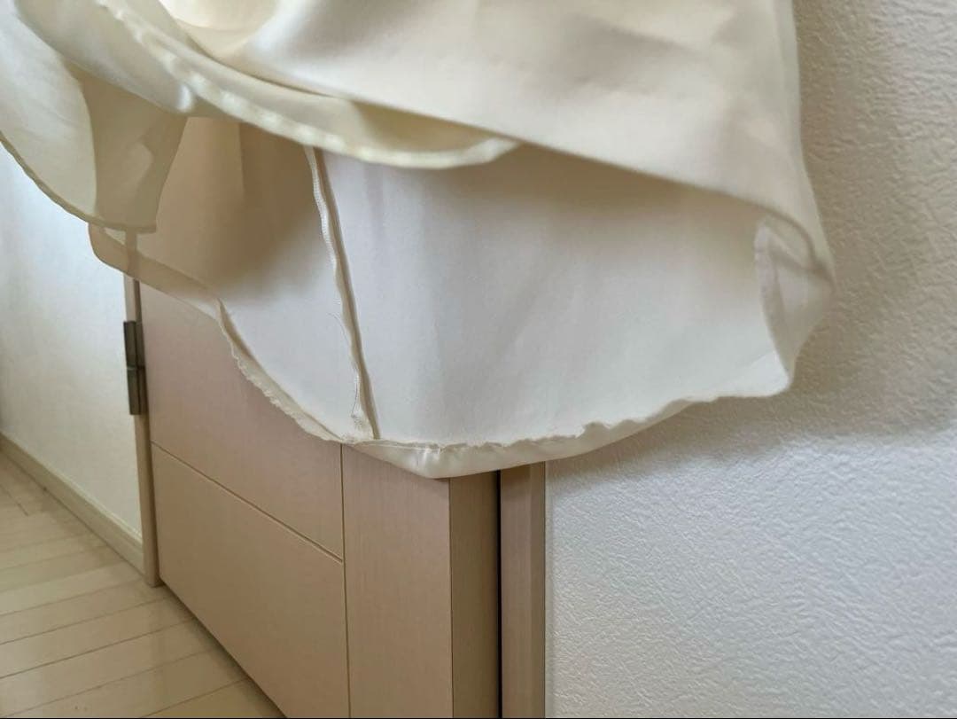 kaene サテンリボンドレス