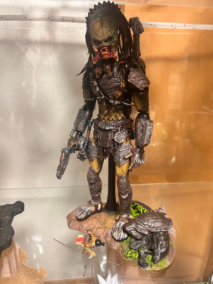 ホットトイズ　ウルフプレデター　ザ・クリーナー　フィギュア