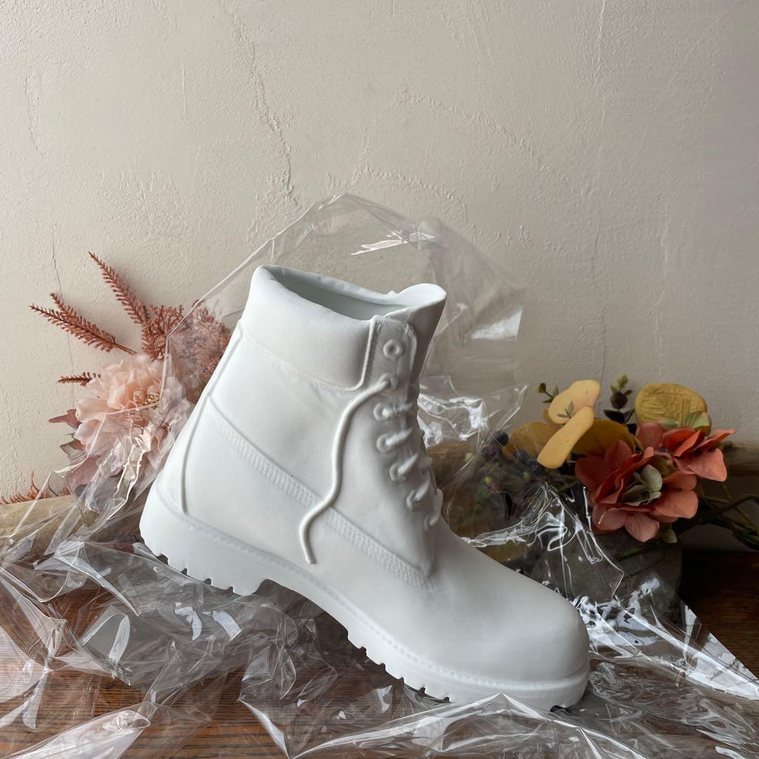 ティンバーランド　オリジナル　イエローブーツ　オブジェ　花瓶　陶器　白