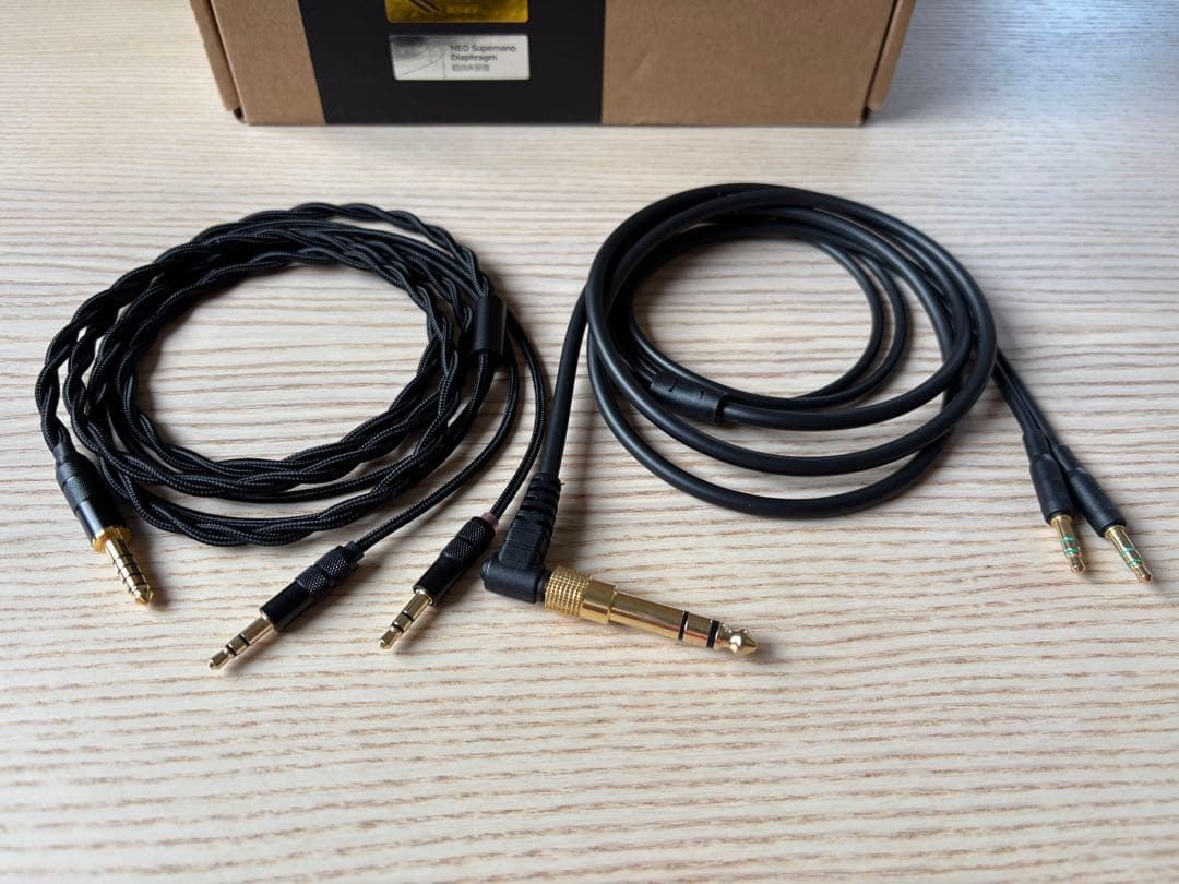 HIFIMAN SUNDARA Closed-Back バランスケーブル付属