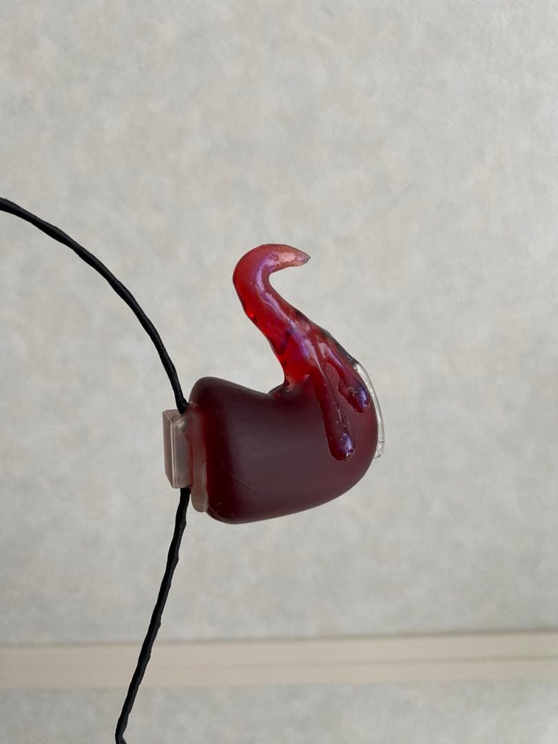 【新品未使用】リリコラム ツノカチュ/液ダレ　ブラッドレッド