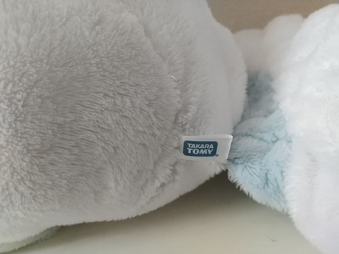 ポケモン　タカラトミー　リーリエのシロン　アローラロコン等身大ぬいぐるみ
