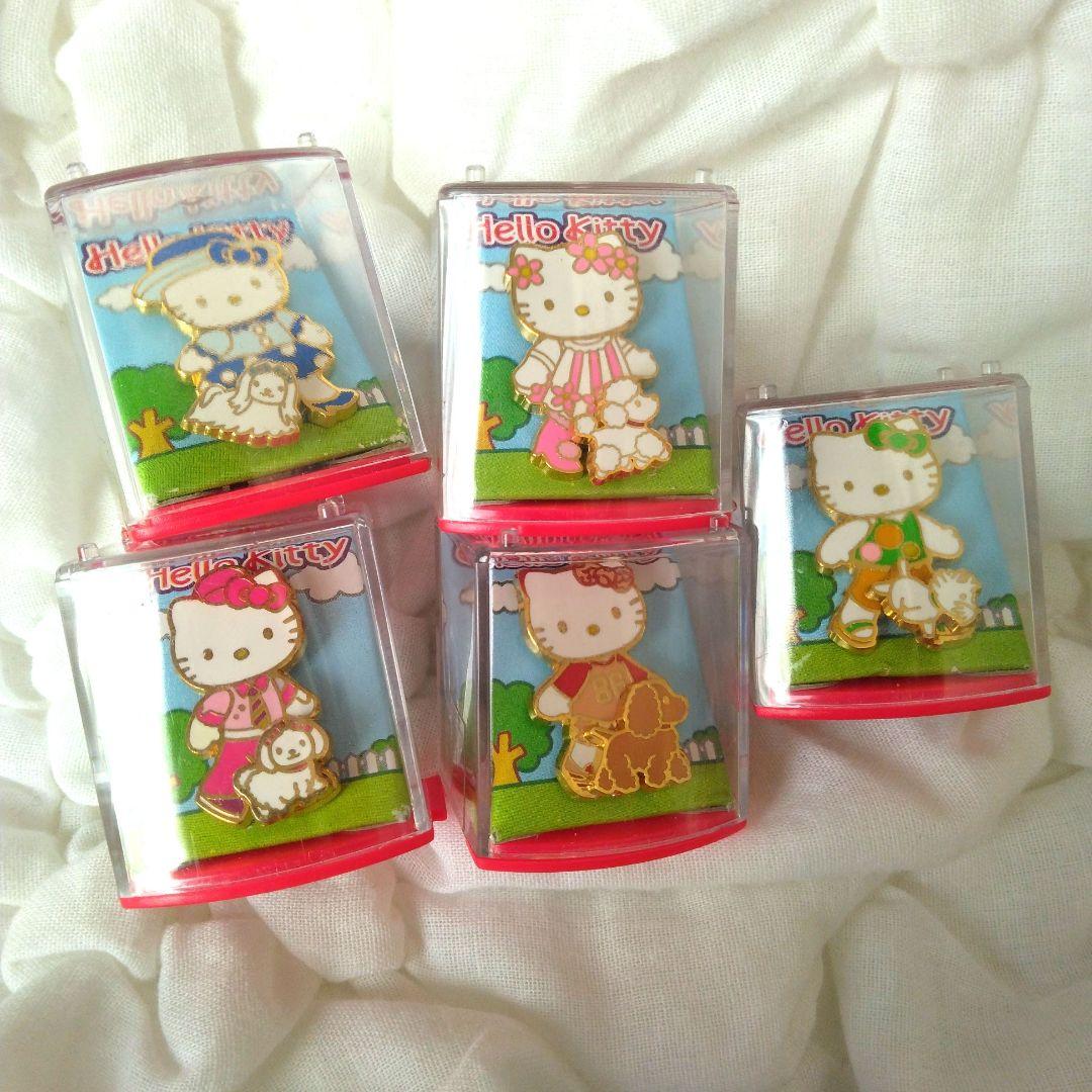 レトロ　ハローキティ　子犬のお散歩　ピンバッジ　セット　キティ　サンリオ