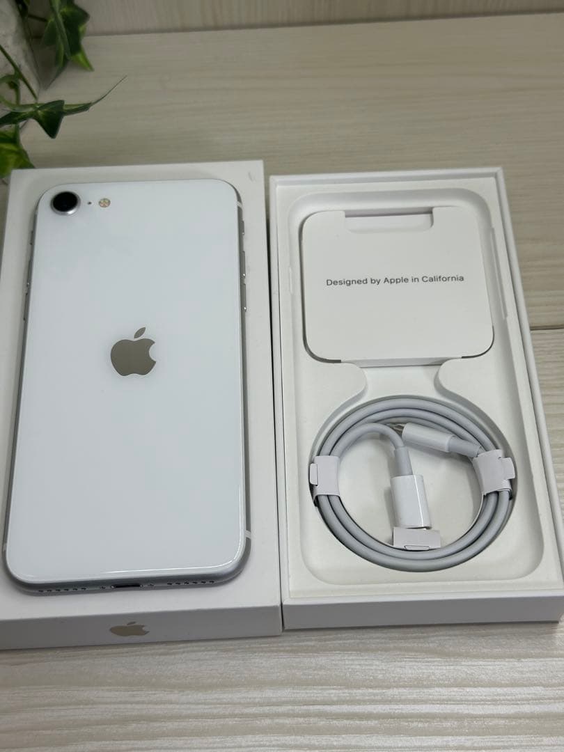 ✅✨新品未使用✨ iPhone SE 2020 128GB❣️SIM フリー