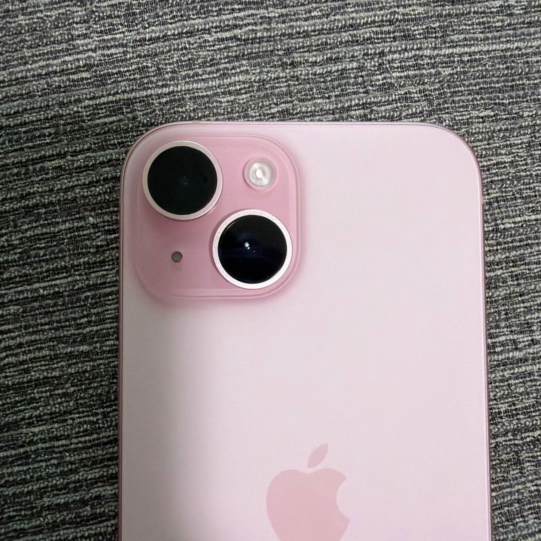 【美品】iPhone 15 128GB ピンク