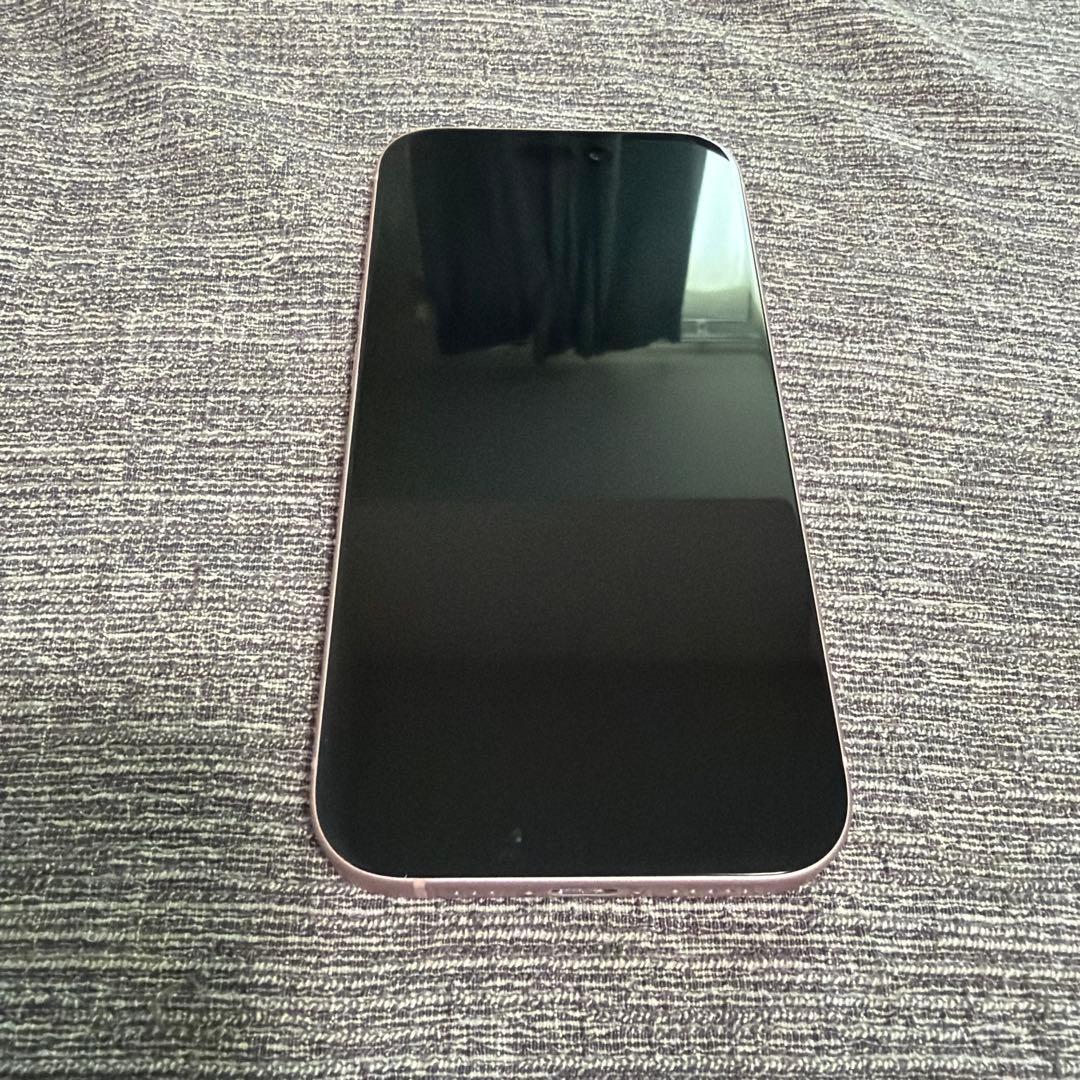 【美品】iPhone 15 128GB ピンク