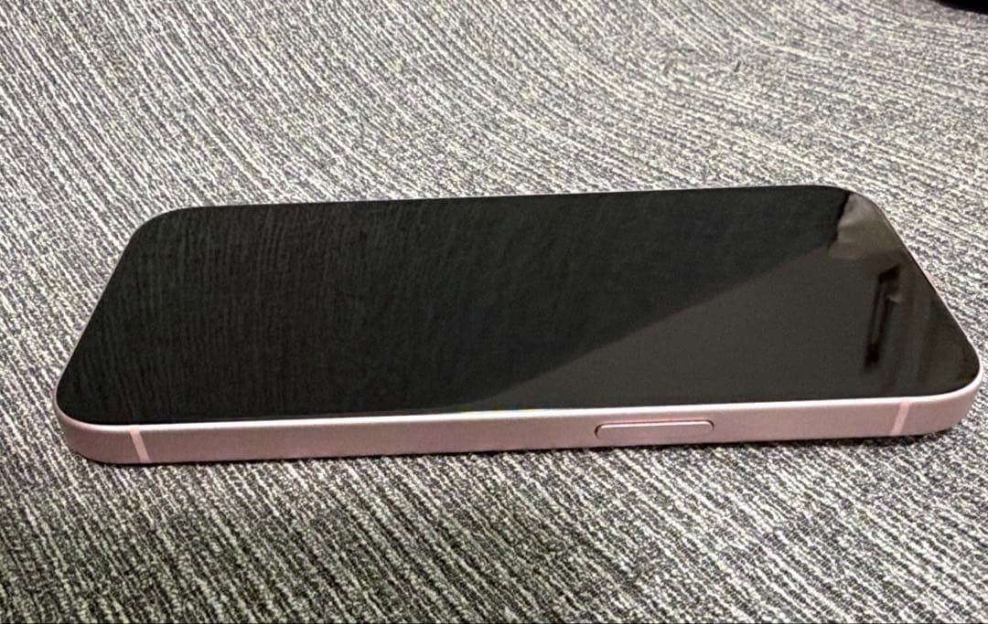 【美品】iPhone 15 128GB ピンク