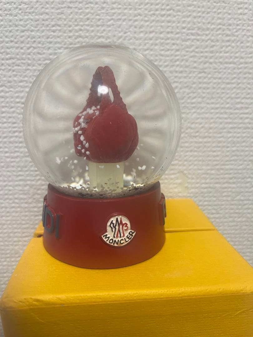 非売品 FENDI×MONCLER コラボスノードーム フェンディ モンクレール