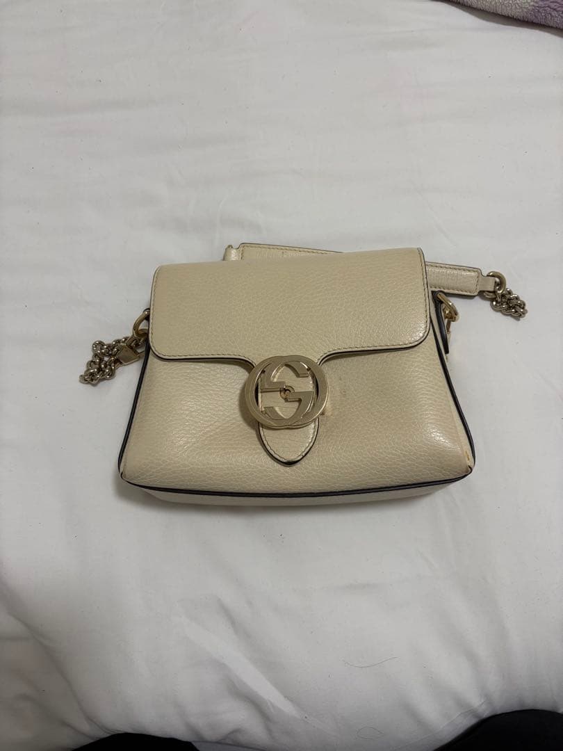 Gucci アイボリー レザー ハンドバッグ