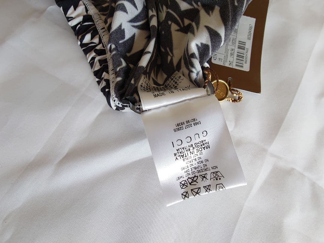 グッチ 新品未使用 水着 タグ、ビニール袋付き