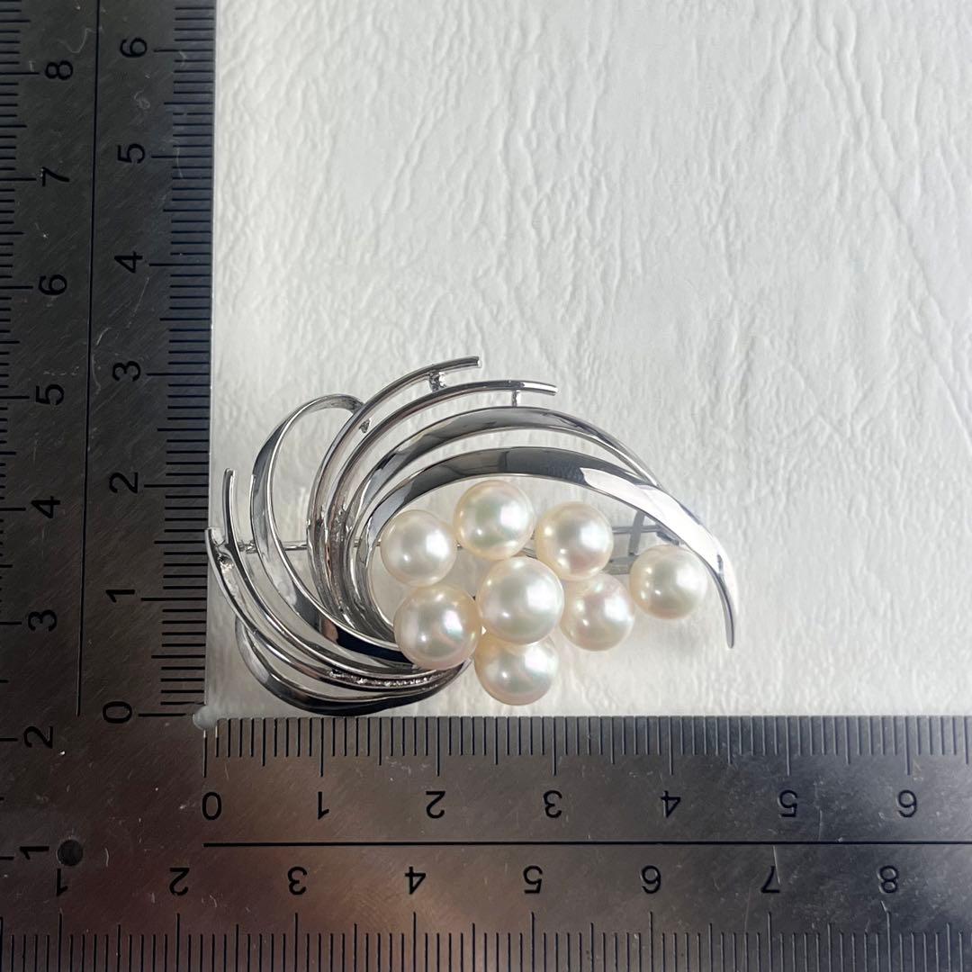 ☆美品☆ミキモト　パール　8珠　ブローチ　シルバー　皇室御用達ブランド