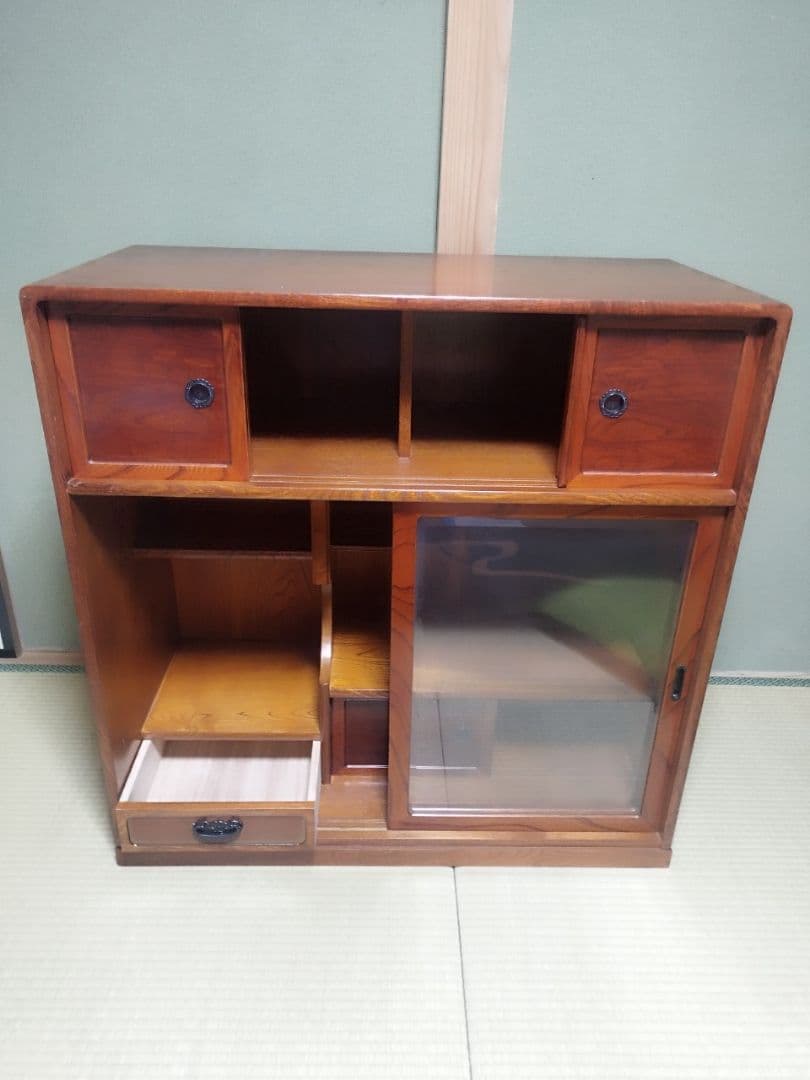 茶箪笥/昭和レトロ/ガラス扉付き/食器棚/棚/和風家具/キャビネット/チェスト