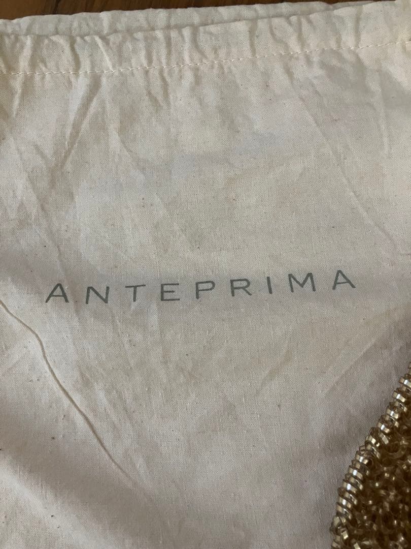 ANTEPRIMA ゴールド フラワーモチーフ パーティーバッグ