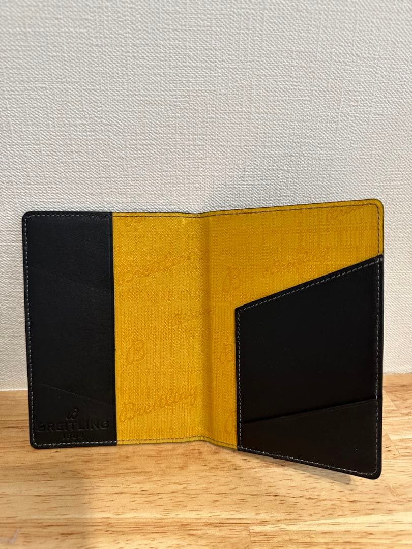 【新品未使用】ブライトリング　パスポートケース
