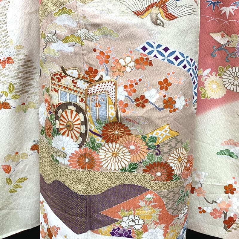 509z1.508y5.小物類.507u16〇中振袖 地紋 金駒刺繍 金彩 白系