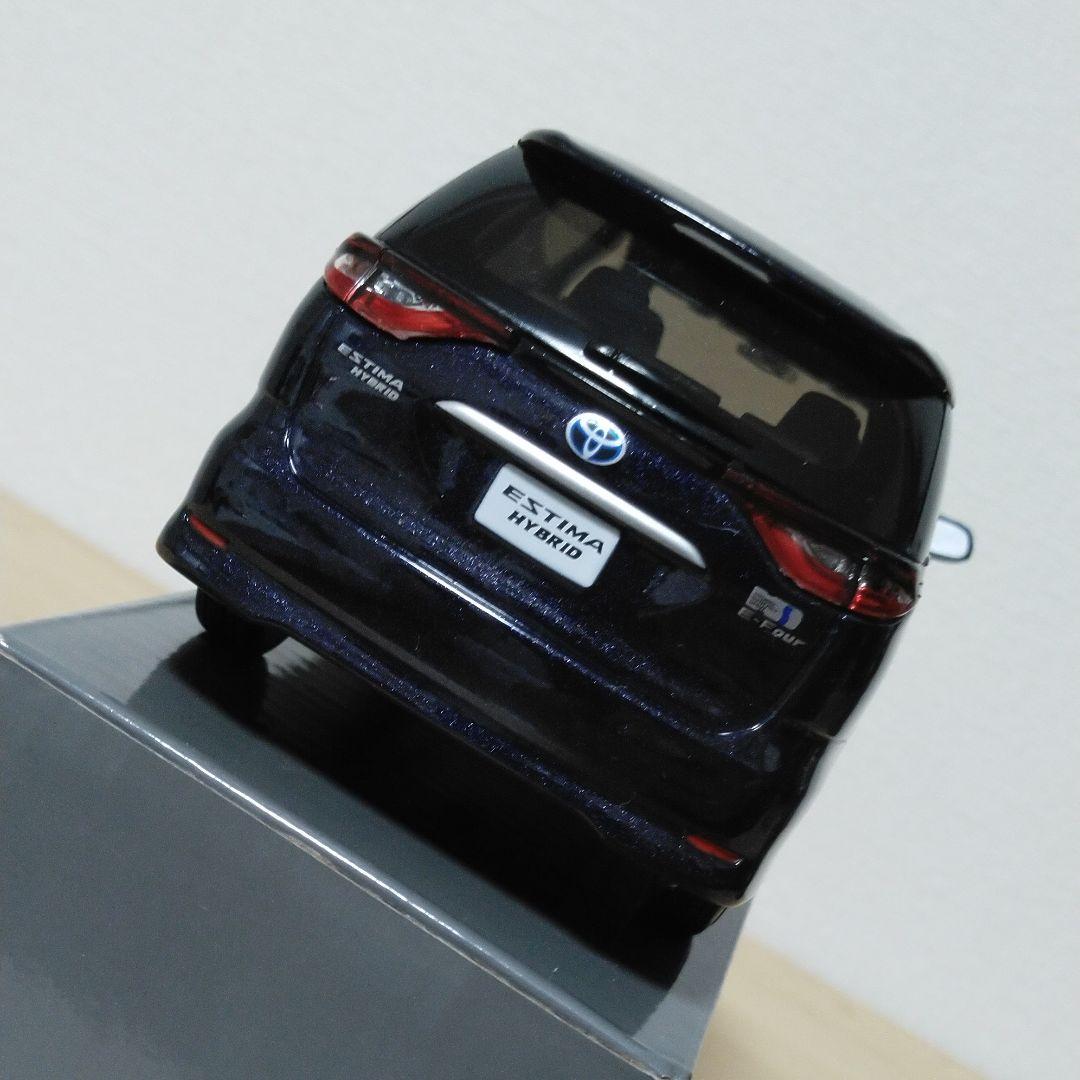TOYOTA　エスティマ　ハイブリッド　ミニカー　トヨタ　カラーサンプル