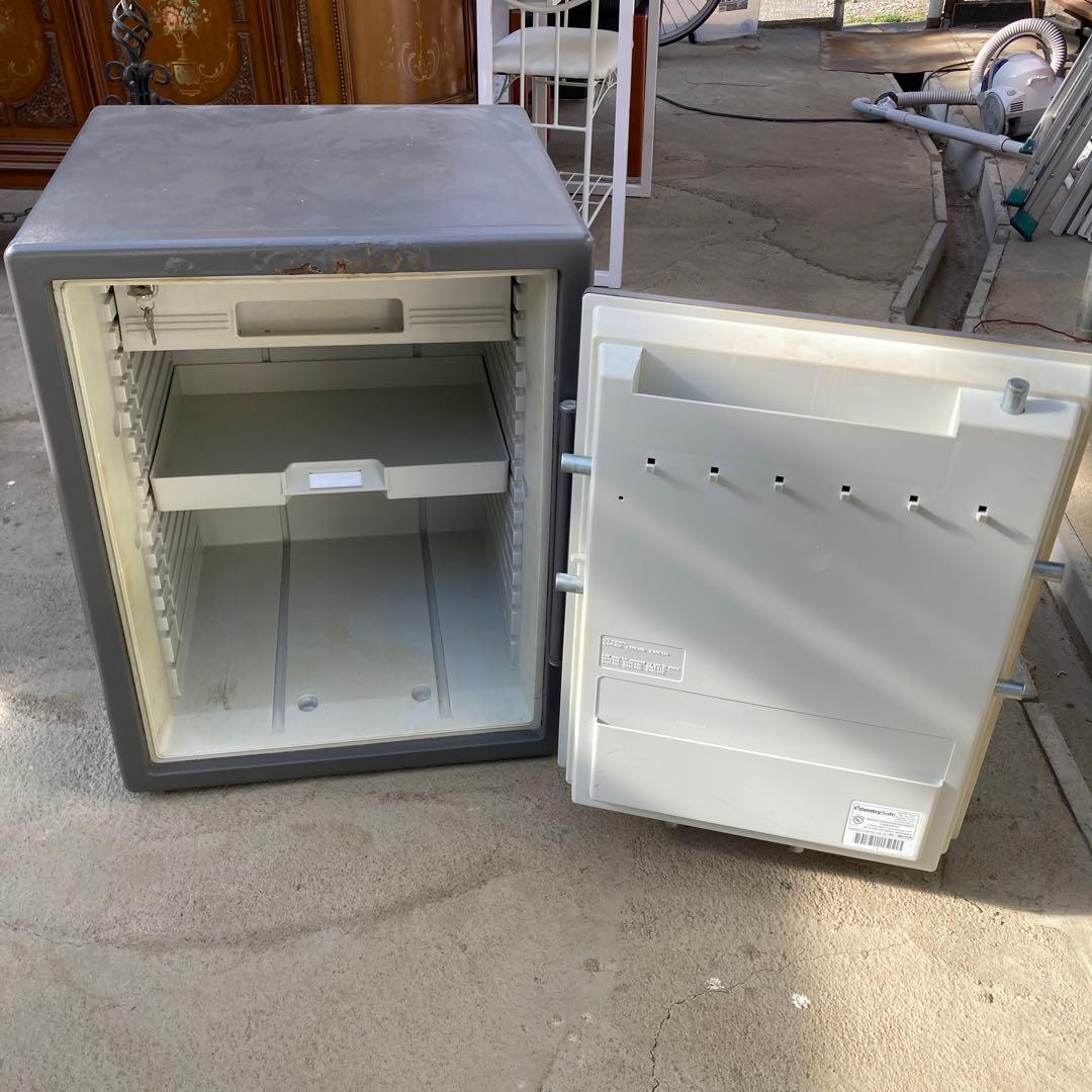 SentrySafe デジタル式 耐火金庫 テンキー式 AW-569725