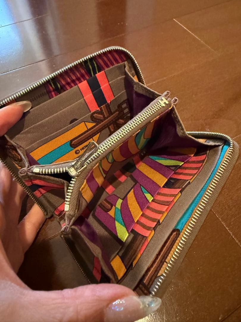 エルメス アザップ シルクイン コンパクト エトゥープ D刻印