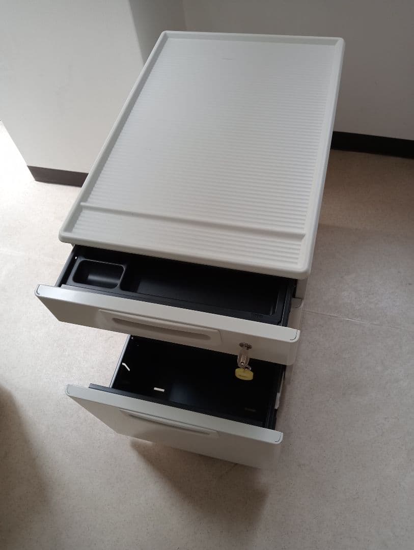 【24時間以内大特価！ 特別キャンペーン】デスク サイドキャビネット３段 プラス