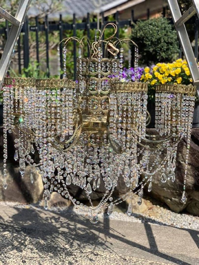 100万　シャンデリア　スワロフスキー　ガラス　ライト　照明　デザイン　おしゃれ