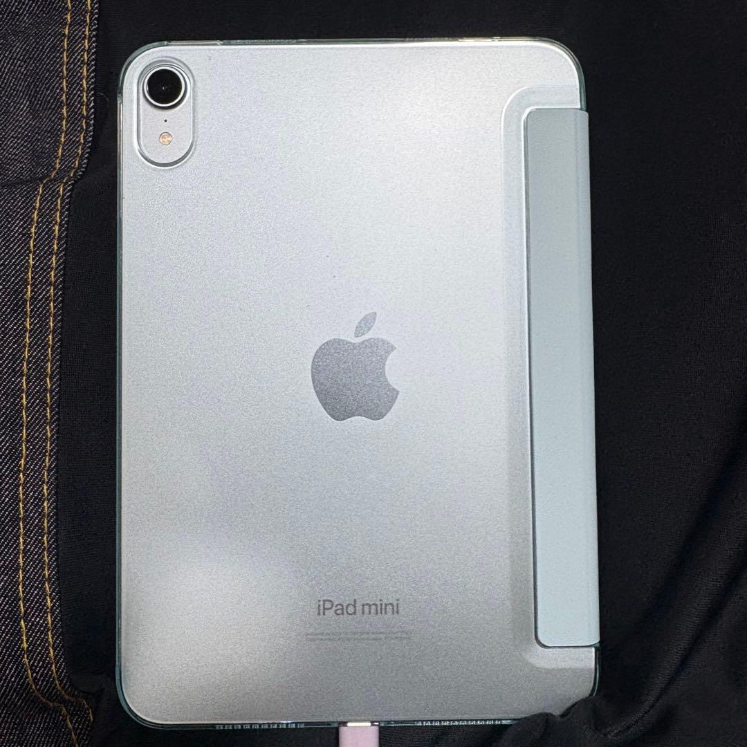 ほぼ未使用品　AppleiPad mini第7世代（A17pro）