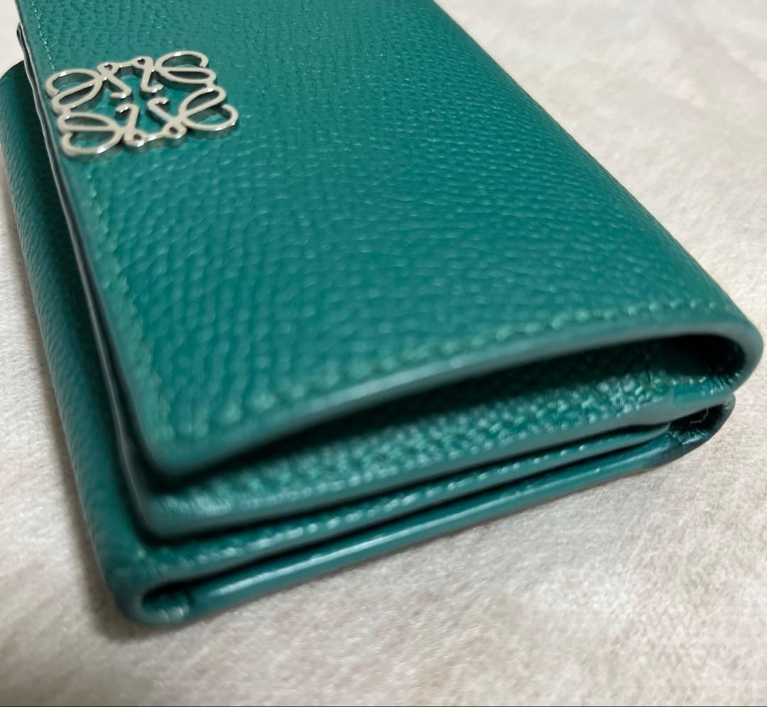 極上美品✨ ロエベ アナグラム トライフォールド ウォレット 財布O88