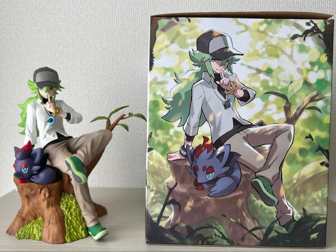 ポケモンフィギュア　N&ゾロア