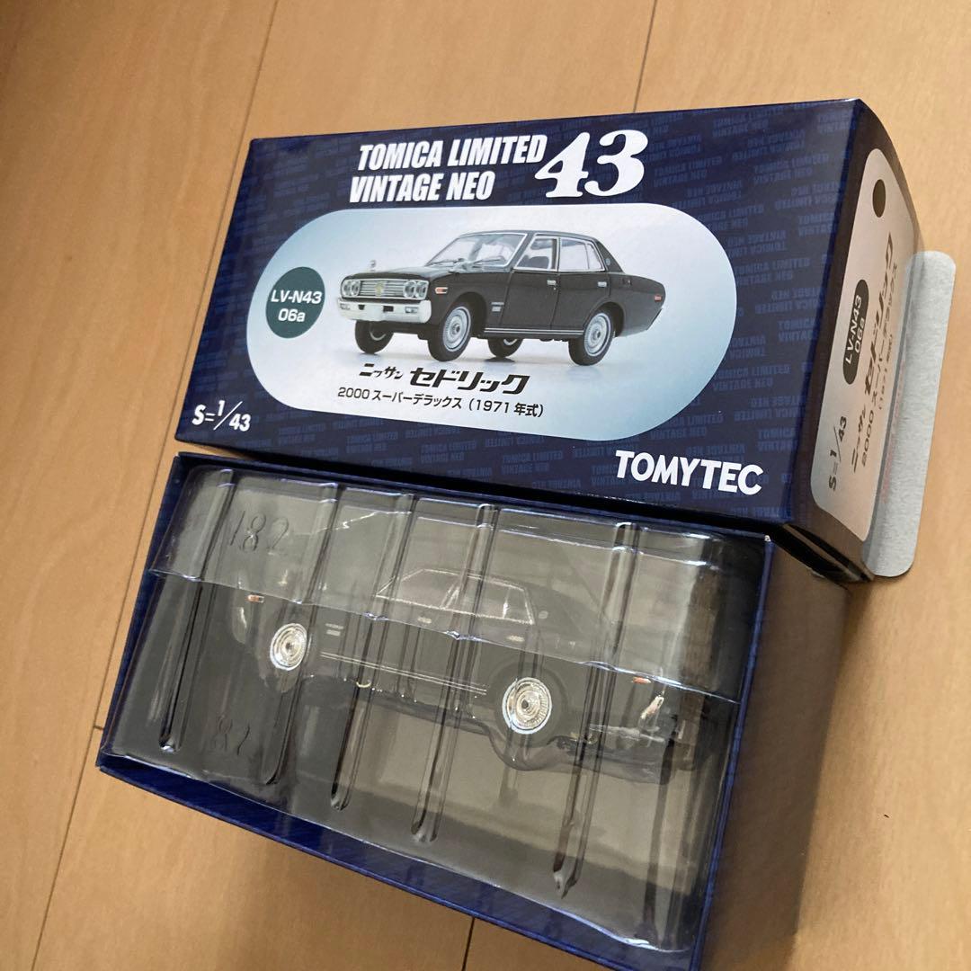 【即購入ok!!】トミカリミテッドヴィンテージ 日産セドリック スーパーDX