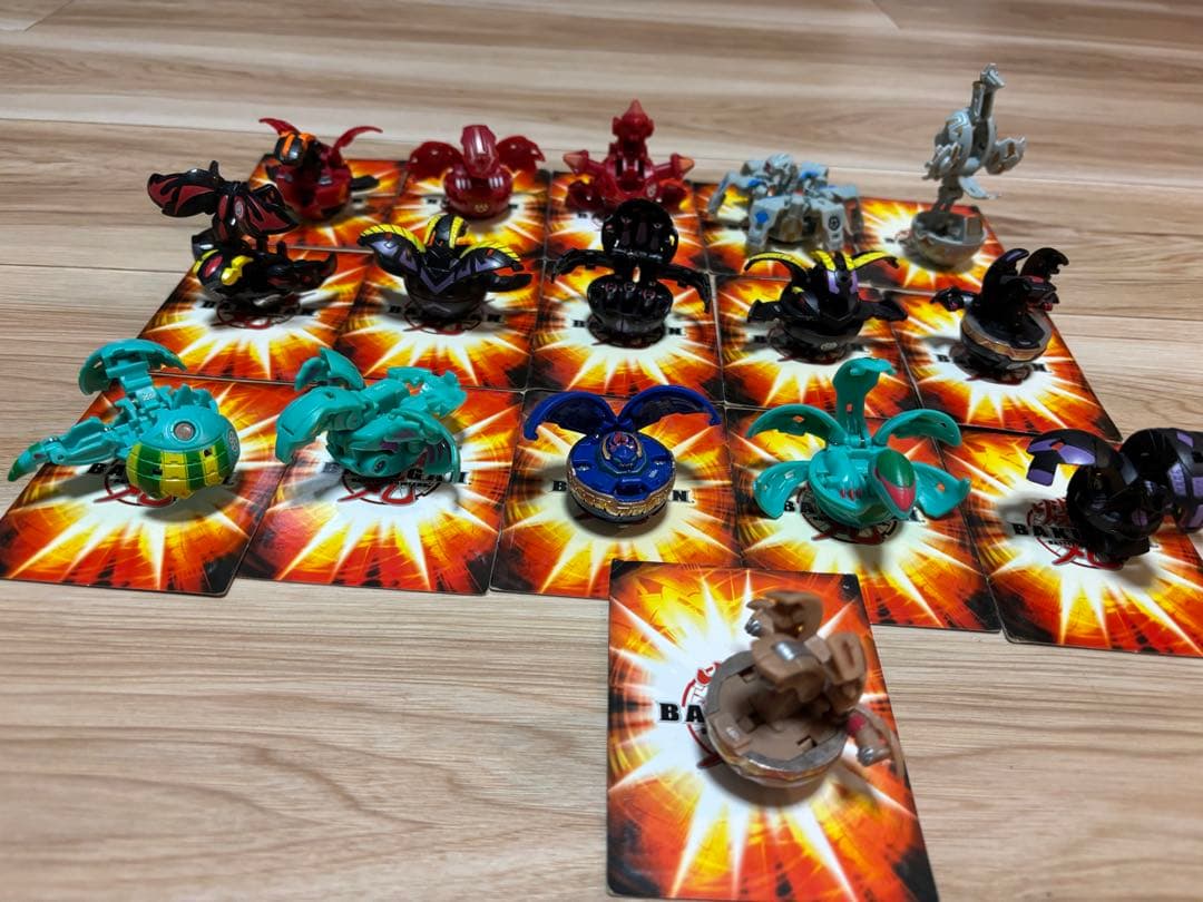 爆丸　16個 カード21枚　まとめ売り