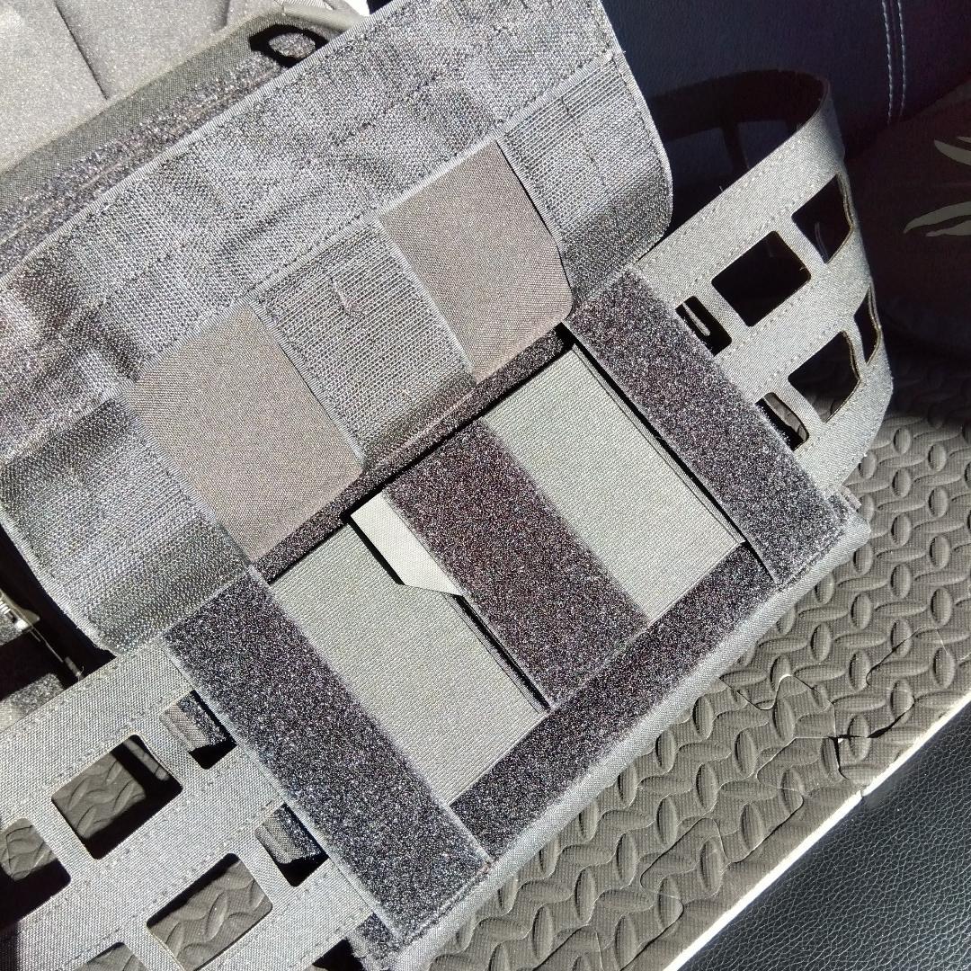 ウォーリアー　アサルト　システム　ズ　プレートキャリアー　レーザーカット