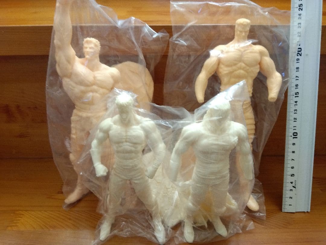 ●北斗の拳 ガレージキット ケンシロウ ラオウ カイオウ レイ フィギュア 4体