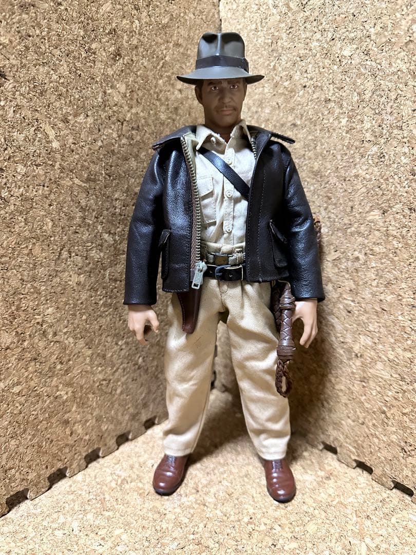 トイズマッコイ　1/6 インディ　ジョーンズ　ジャンク品