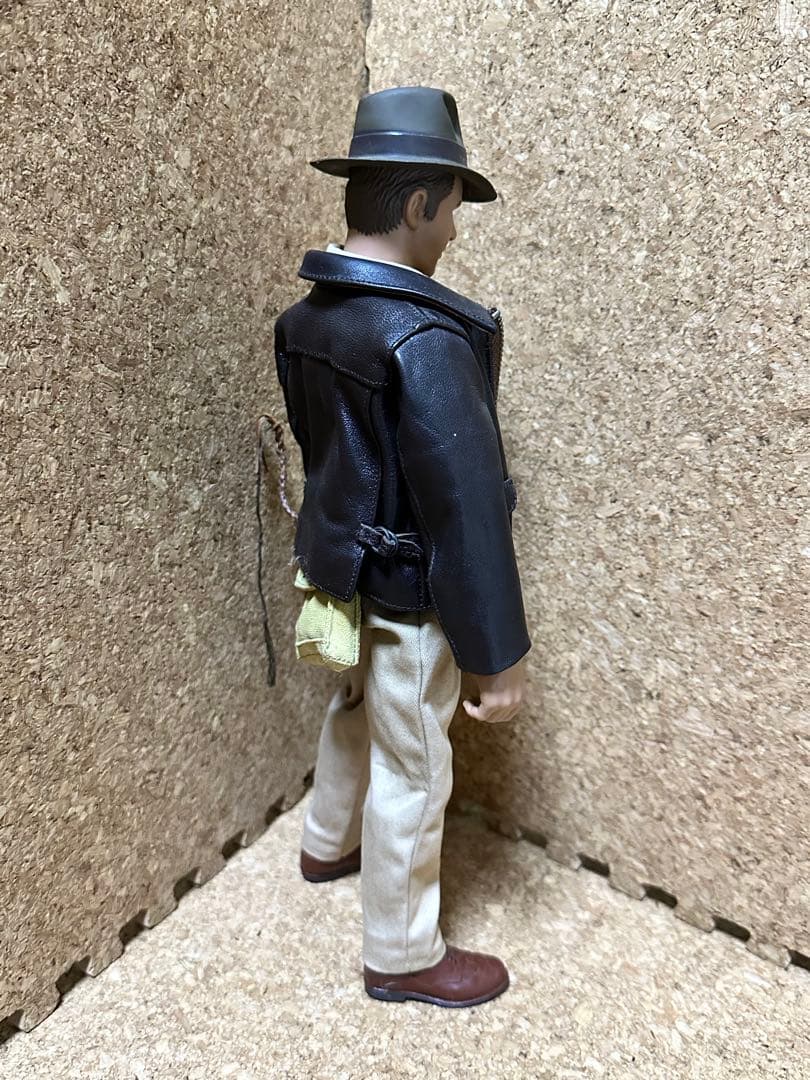 トイズマッコイ　1/6 インディ　ジョーンズ　ジャンク品