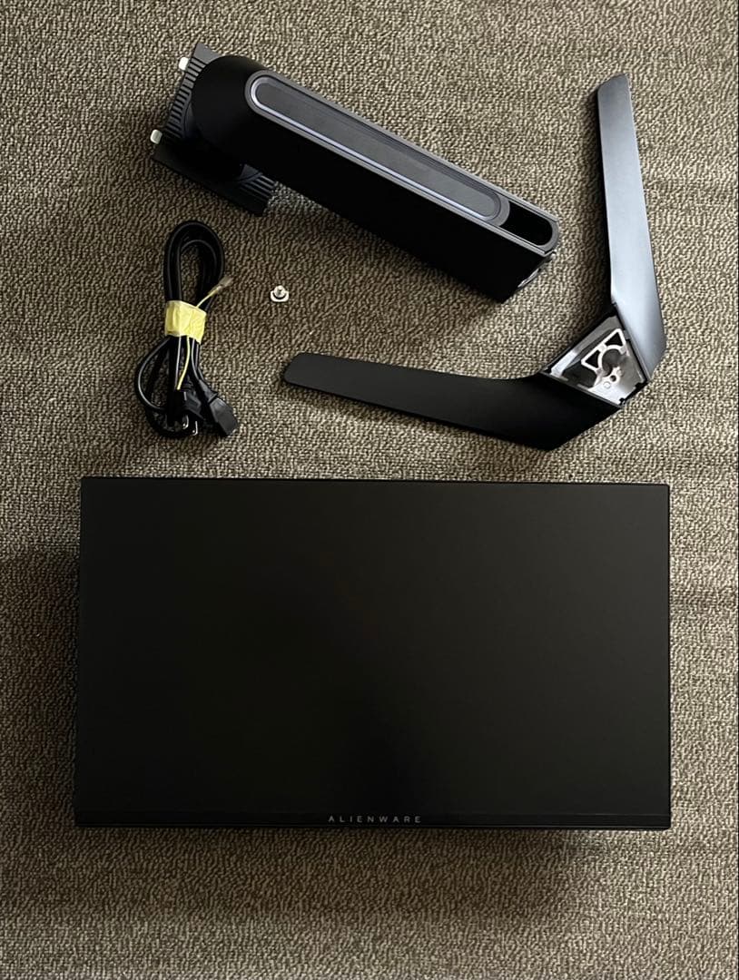 Alienware 240hz モニター 24.5インチ