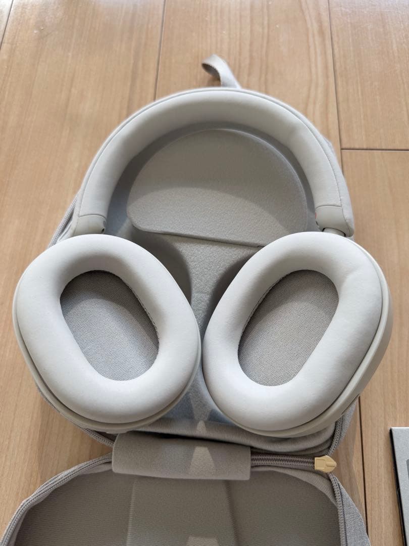 SONY WH-1000XM5 ｜純正ケース付｜ノイズキャンセリング｜